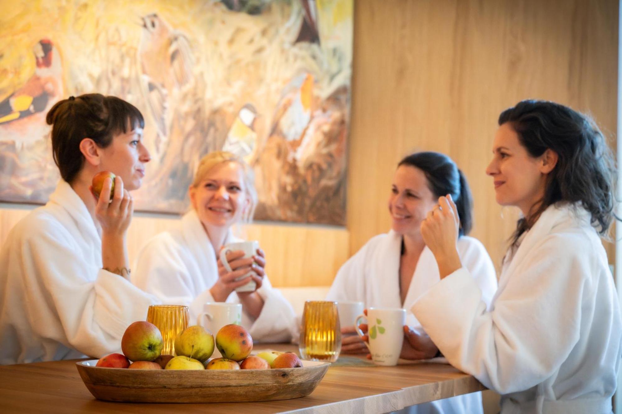 פולאוברג Retter Bio-Natur-Resort מראה חיצוני תמונה